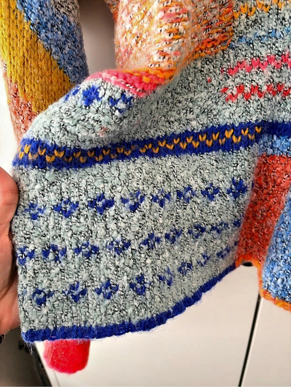 Absolutely Color Block Crewneck Sweater in Pink & Blue - Picture 5 of 7